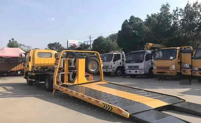 印江汽车中途维修案例